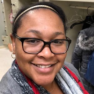 Meet your Posher, Curtisa